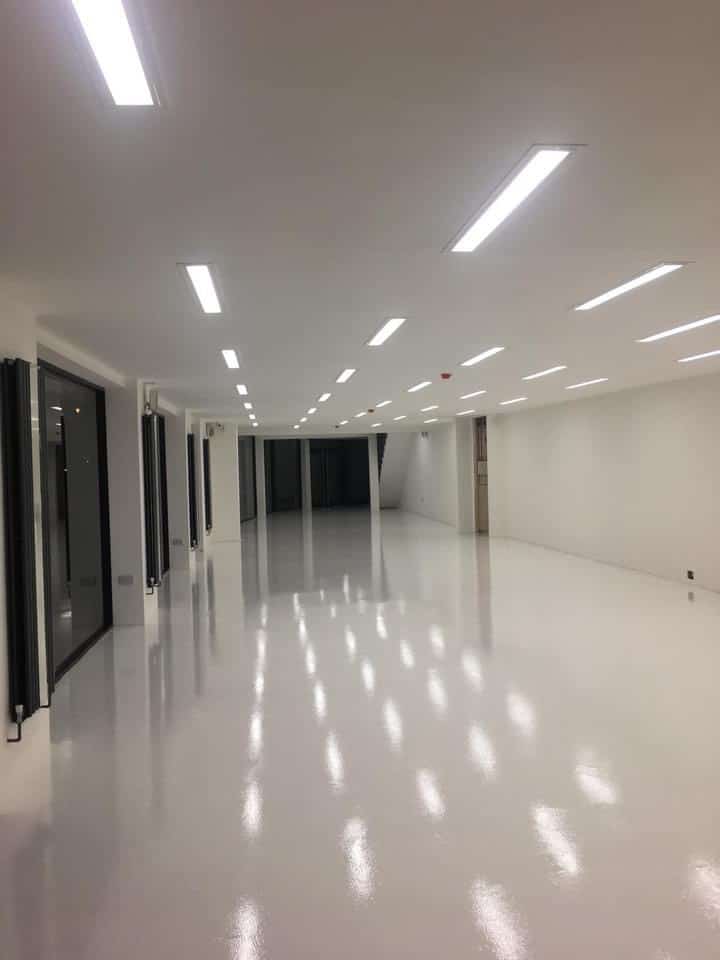 Liquid Screed in Showroom by GM Floor Screeds